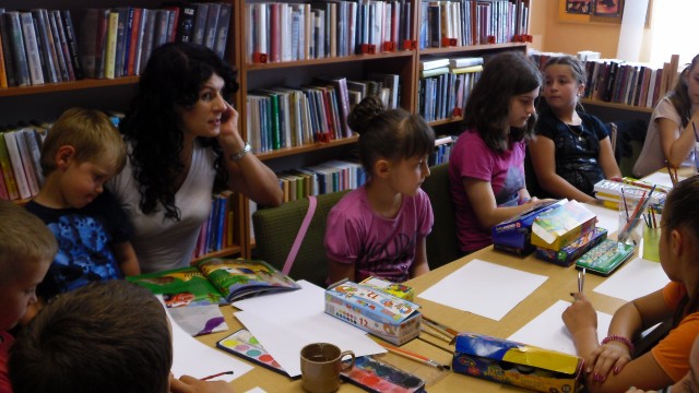 Zajęcia literacko-plastyczne w Bibliotece w Lubatowej.